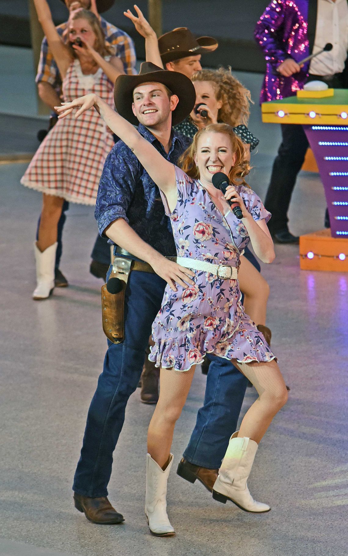 080818-nws-musical10.jpg
